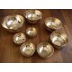 Nepal Klangschale golden glänzend 350 g - 399 g mit Lederklöppel